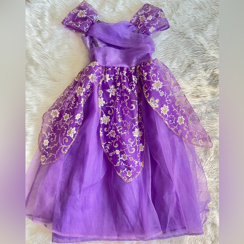 Princess Dress Halloween Costume, One Size For ages 3+ Polyester, Good Condition